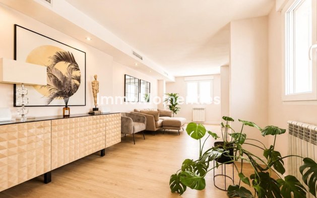 Bestaande woning - Vrijstaande villa - Orihuela - Campoamor