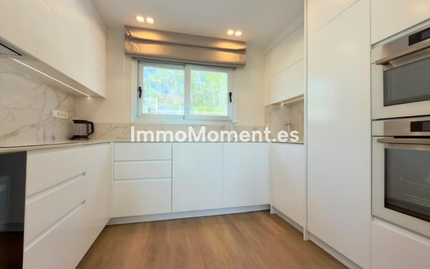 Resale - Detached villa - La Nucía - La Nucia Centro