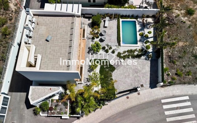 Resale - Detached villa - La Nucía - La Nucia Centro