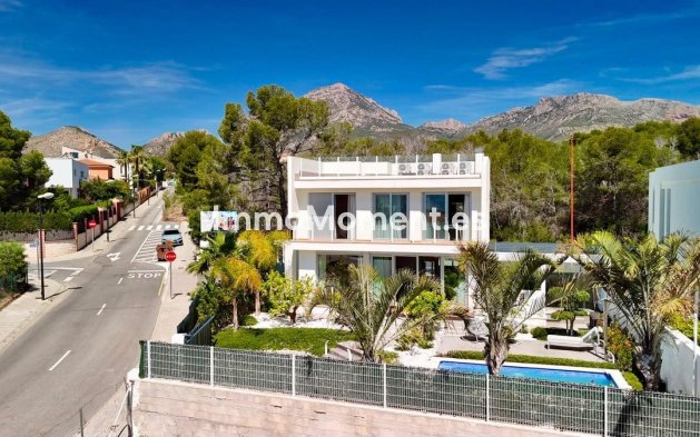 Resale - Detached villa - La Nucía - La Nucia Centro