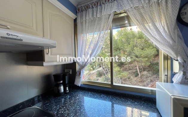 Resale - Apartment - Benidorm - Benidorm Centro