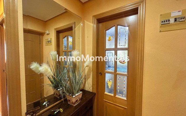 Resale - Apartment - Benidorm - Benidorm Centro
