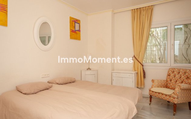 Resale - Apartment - Marbella - La Mairena