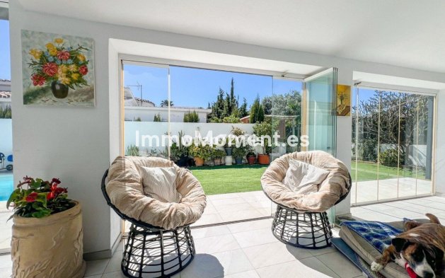 Reventa - Villa independiente - Estepona  - Costalita