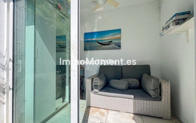 Reventa - Villa independiente - Estepona  - Costalita