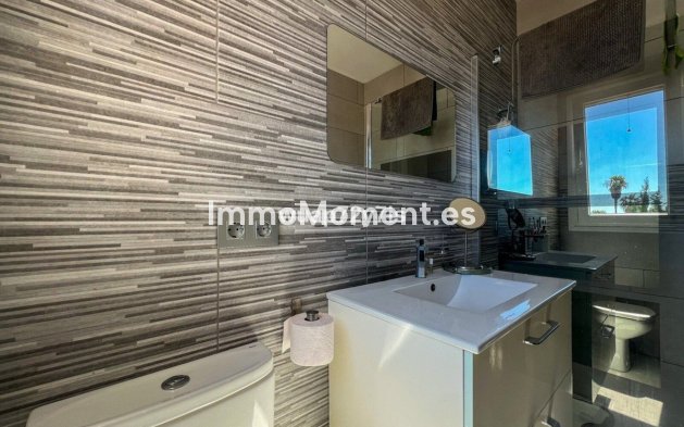 Reventa - Villa independiente - Estepona  - Costalita