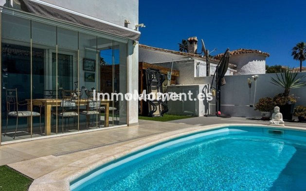 Reventa - Villa independiente - Estepona  - Costalita