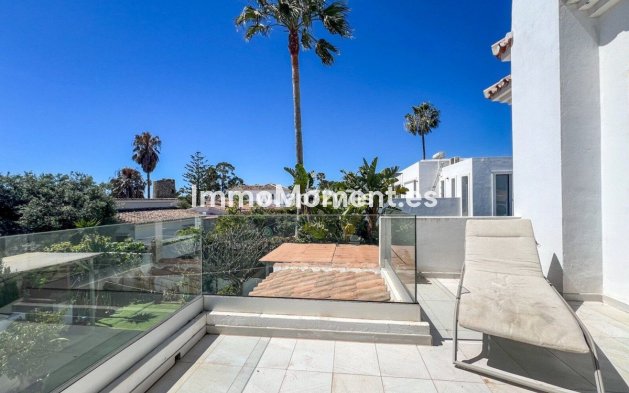 Reventa - Villa independiente - Estepona  - Costalita