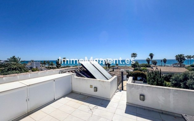 Reventa - Villa independiente - Estepona  - Costalita