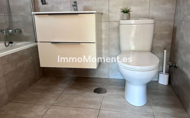 Resale - Apartment - Benahavís - Benahavís Centro