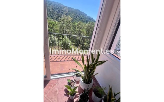 Resale - Apartment - Benahavís - Benahavís Centro