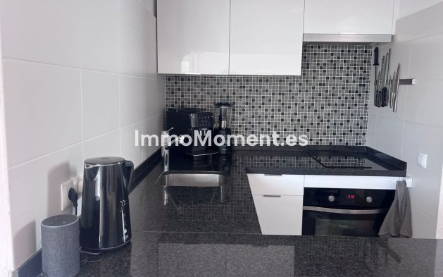 Resale - Apartment - Benahavís - Benahavís Centro