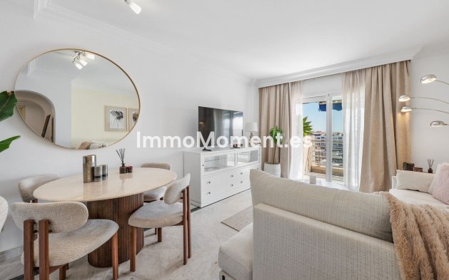 Resale - Apartment - Marbella - Puerto Banús