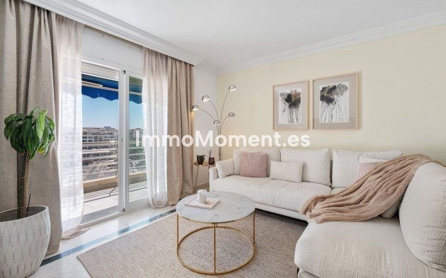 Resale - Apartment - Marbella - Puerto Banús