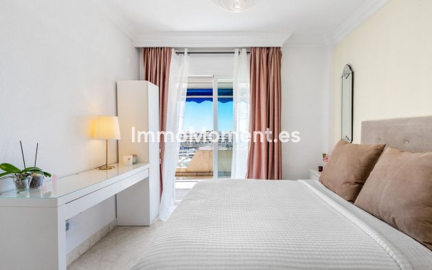 Resale - Apartment - Marbella - Puerto Banús