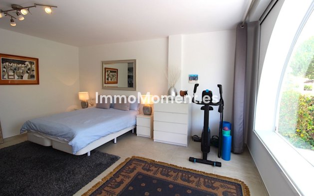 Resale - Detached villa - Marbella - Nueva Andalucía