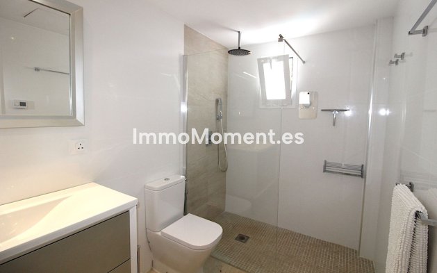 Resale - Detached villa - Marbella - Nueva Andalucía