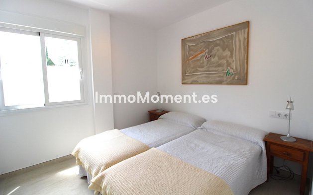 Resale - Detached villa - Marbella - Nueva Andalucía