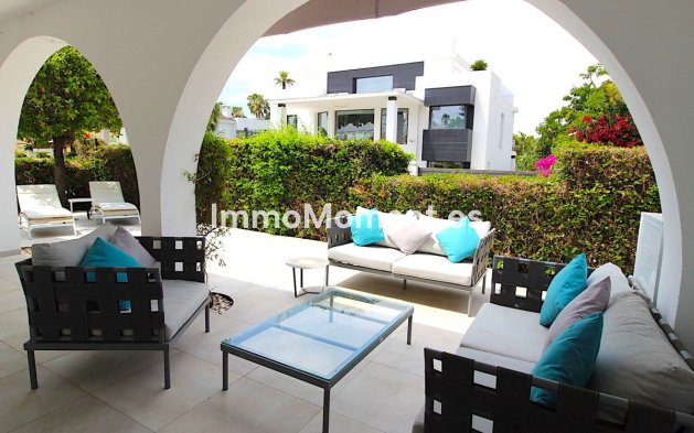 Resale - Detached villa - Marbella - Nueva Andalucía