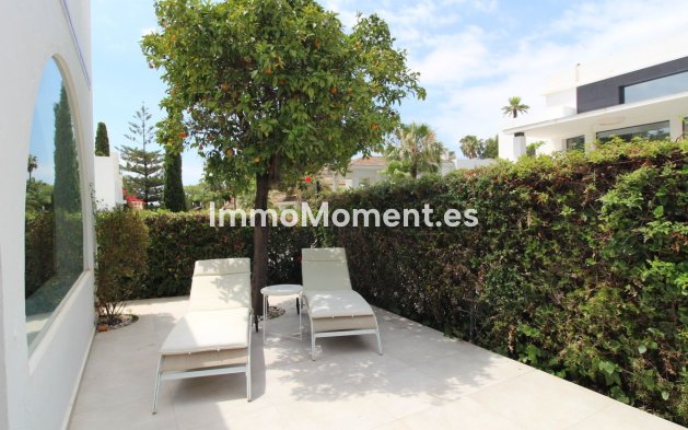 Resale - Detached villa - Marbella - Nueva Andalucía