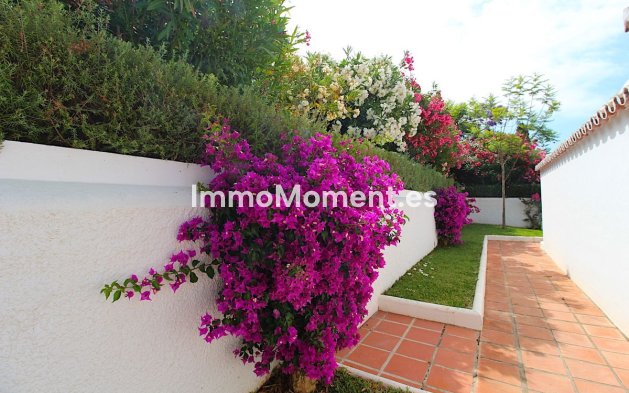 Resale - Detached villa - Marbella - Nueva Andalucía