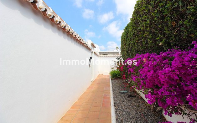 Resale - Detached villa - Marbella - Nueva Andalucía