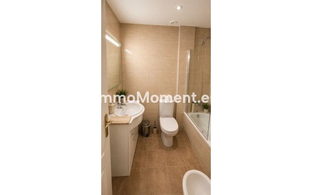 Reventa - Apartamento - Casares - Casares Centro