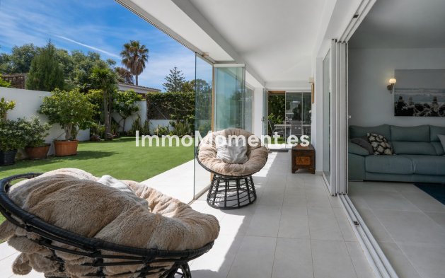 Resale - Detached villa - Estepona - Estepona Centro