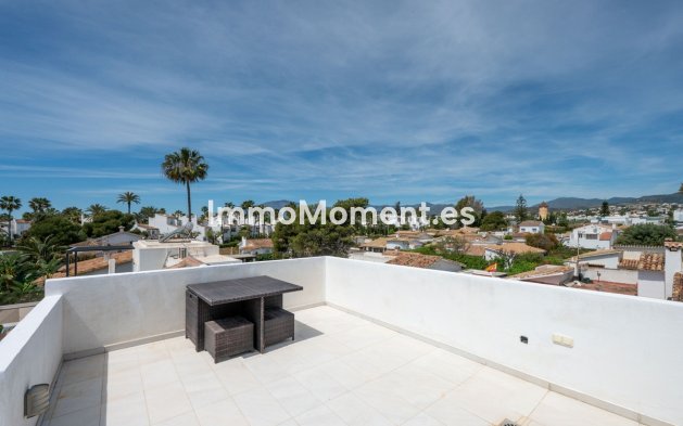 Resale - Detached villa - Estepona - Estepona Centro