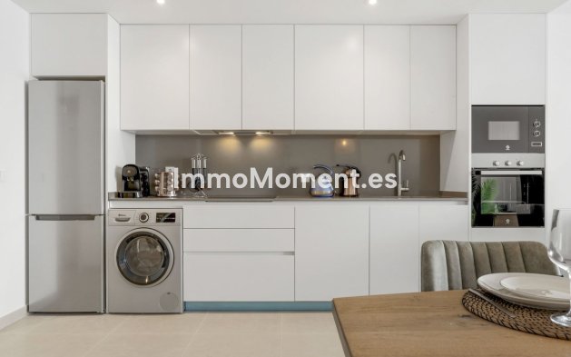 Reventa - Apartamento - Estepona  - Cancelada