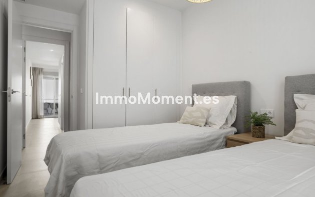 Reventa - Apartamento - Estepona  - Cancelada