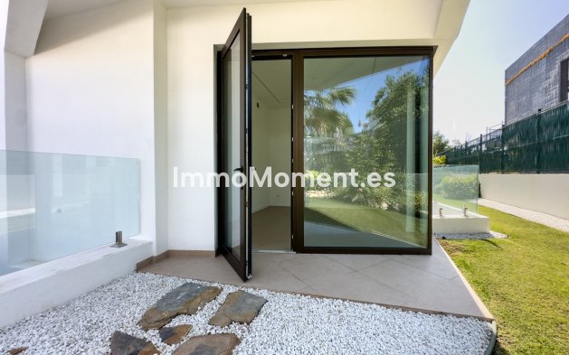 Wiederverkauf - Freistehende Villa - Estepona  - Estepona Centro