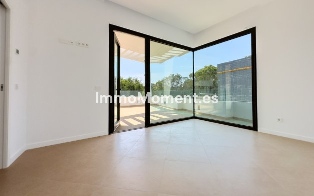 Wiederverkauf - Freistehende Villa - Estepona  - Estepona Centro