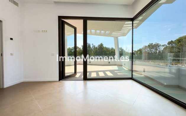Wiederverkauf - Freistehende Villa - Estepona  - Estepona Centro