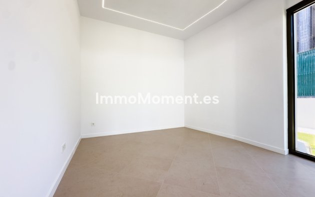 Wiederverkauf - Freistehende Villa - Estepona  - Estepona Centro