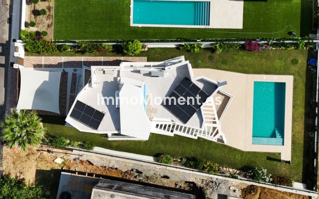 Wiederverkauf - Freistehende Villa - Estepona  - Estepona Centro