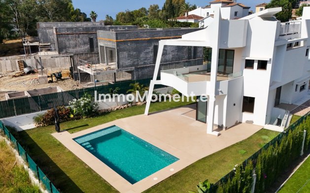 Wiederverkauf - Freistehende Villa - Estepona  - Estepona Centro