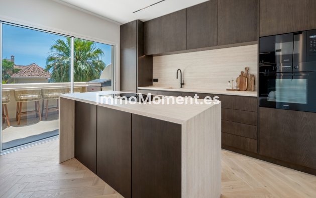 Wiederverkauf - Wohnung - Marbella - Nueva Andalucía