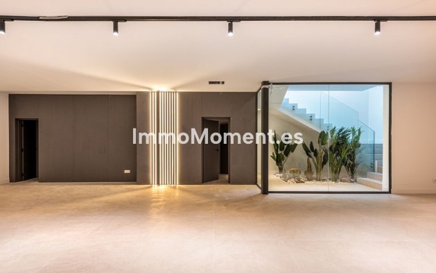 Resale - Detached villa - Mijas - La Cala Hills