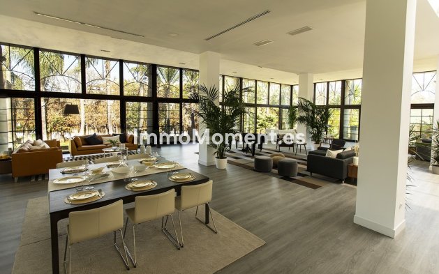 Wiederverkauf - Freistehende Villa - Marbella - Nueva Andalucía