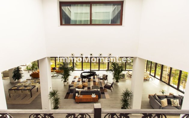 Wiederverkauf - Freistehende Villa - Marbella - Nueva Andalucía