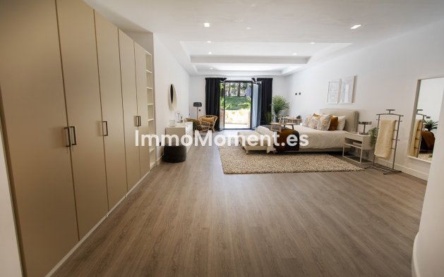 Wiederverkauf - Freistehende Villa - Marbella - Nueva Andalucía