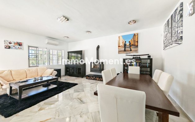 Wiederverkauf - Freistehende Villa - Benalmadena - Benalmadena Centro