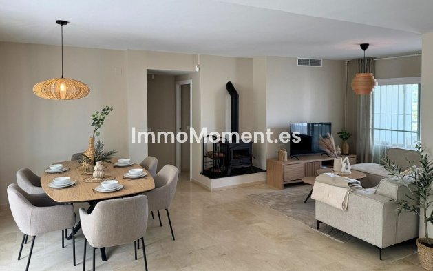 Resale - Apartment - Estepona - Estepona Centro