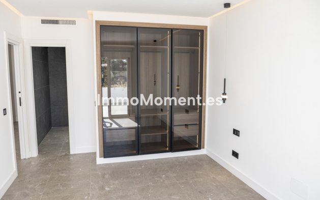 Resale - Apartment - Benahavís - La Quinta