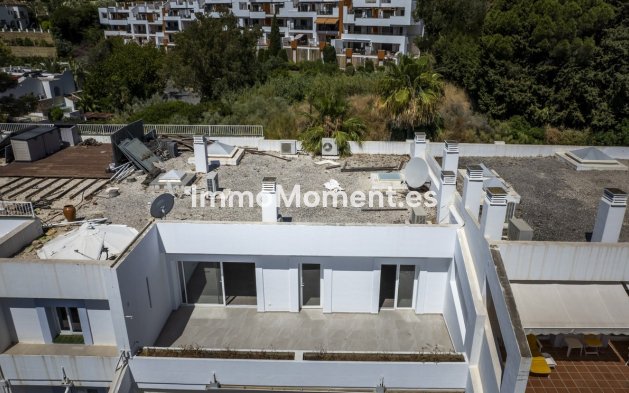 Resale - Apartment - Benahavís - La Quinta