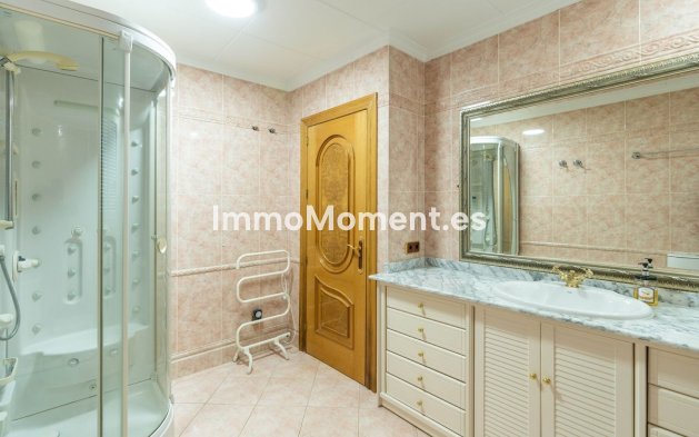 Resale - Apartment - Marbella - Marbella Centro