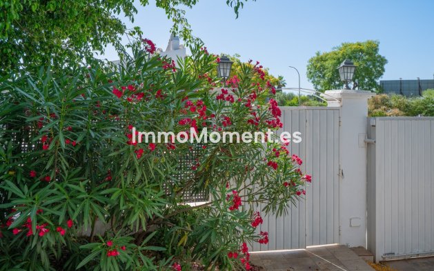 Resale - Detached villa - Marbella - Hacienda Las Chapas