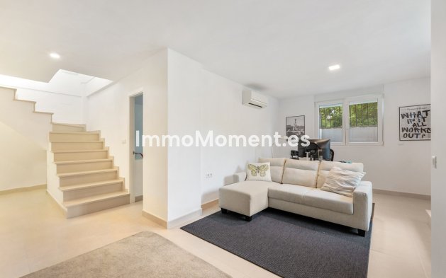 Resale - Detached villa - Marbella - Hacienda Las Chapas