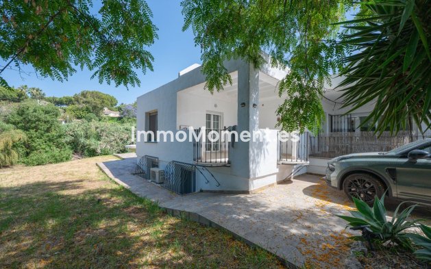 Resale - Detached villa - Marbella - Hacienda Las Chapas